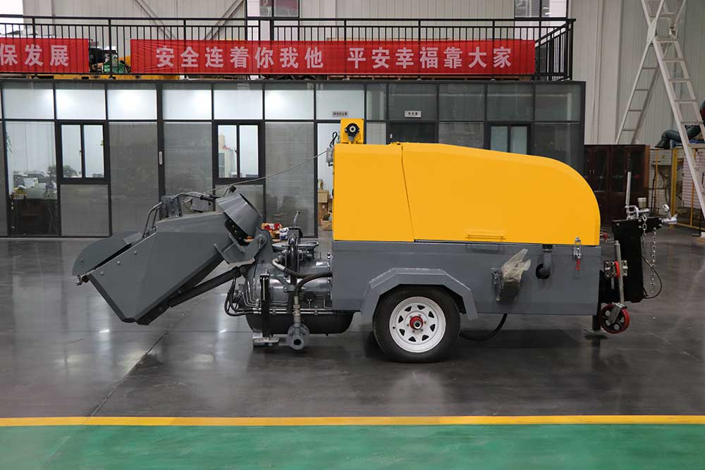 screed mixer with pump